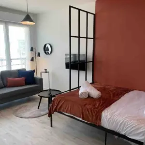 Vignette Coin Nuit - Rénovation complète d'un studio pour un airbnb dans un style ethnique graphique. Du concept complet en passant par l