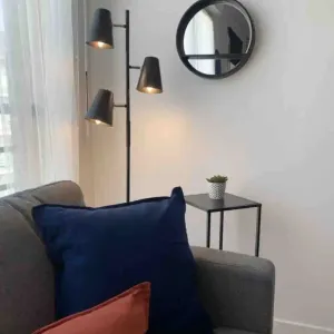 Vignette Salon - Rénovation complète d'un studio pour un airbnb dans un style ethnique graphique. Du concept complet en passant par le pr