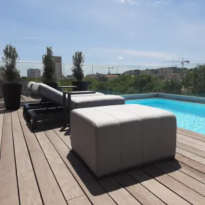 Vignette Vue sur les bains de soleil