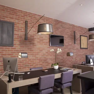 Vignette les bureaux et zone de travail informatique