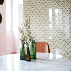 Vignette détail de la table en marbre