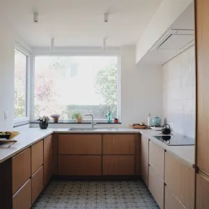 Vignette Cuisine bois et carrelage ancien