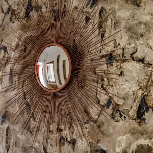 Vignette 8- Papier peint en liège à l'entrée