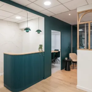Vignette banque d'accueil sur mesure