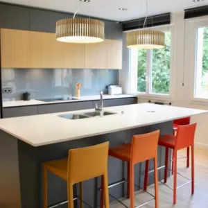 Vignette Cuisine moderne et chaleureuse