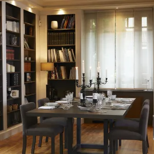 Vignette salle à manger et bibliothèque