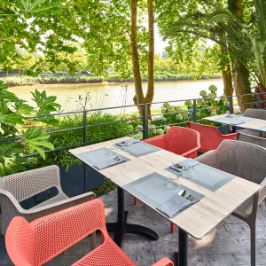 Vignette Terrasse hôtel restaurant Bayonne