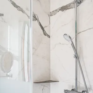 Vignette Salle de bain - colonne de douche