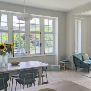 Vignette Gîte vue Meuse - mix meubles chinés et neufs - esprit "comme a la maison"